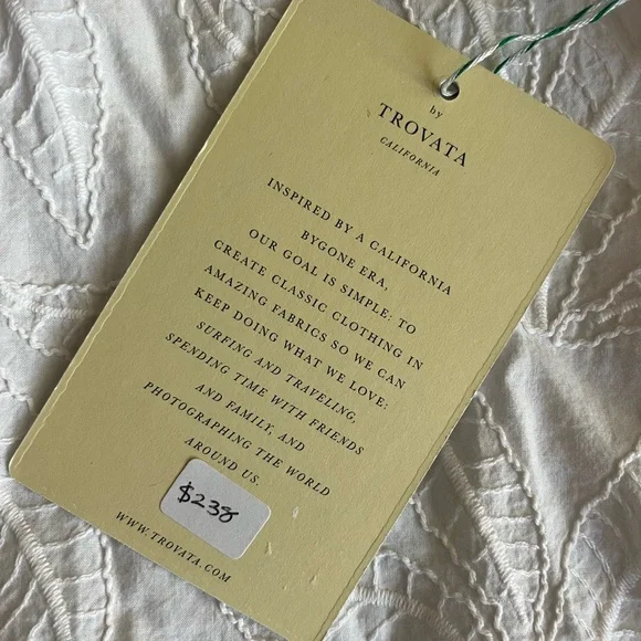 NWT Trovata Angela Flutter Sleeve Blouse in White - Picture 5 of 7